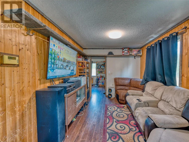 4117 Dear Road, Falkland, BC, V0E 1W1 - 24