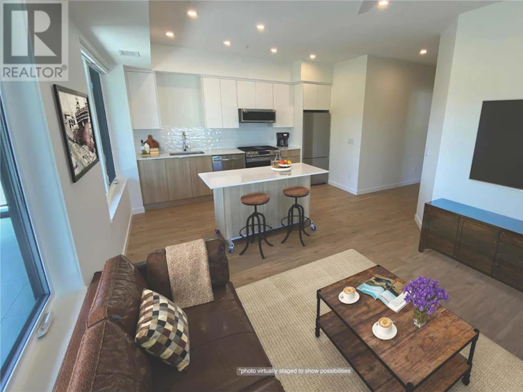 302-417 Cedar Avenue, Kelowna, BC, V1Y 4X2