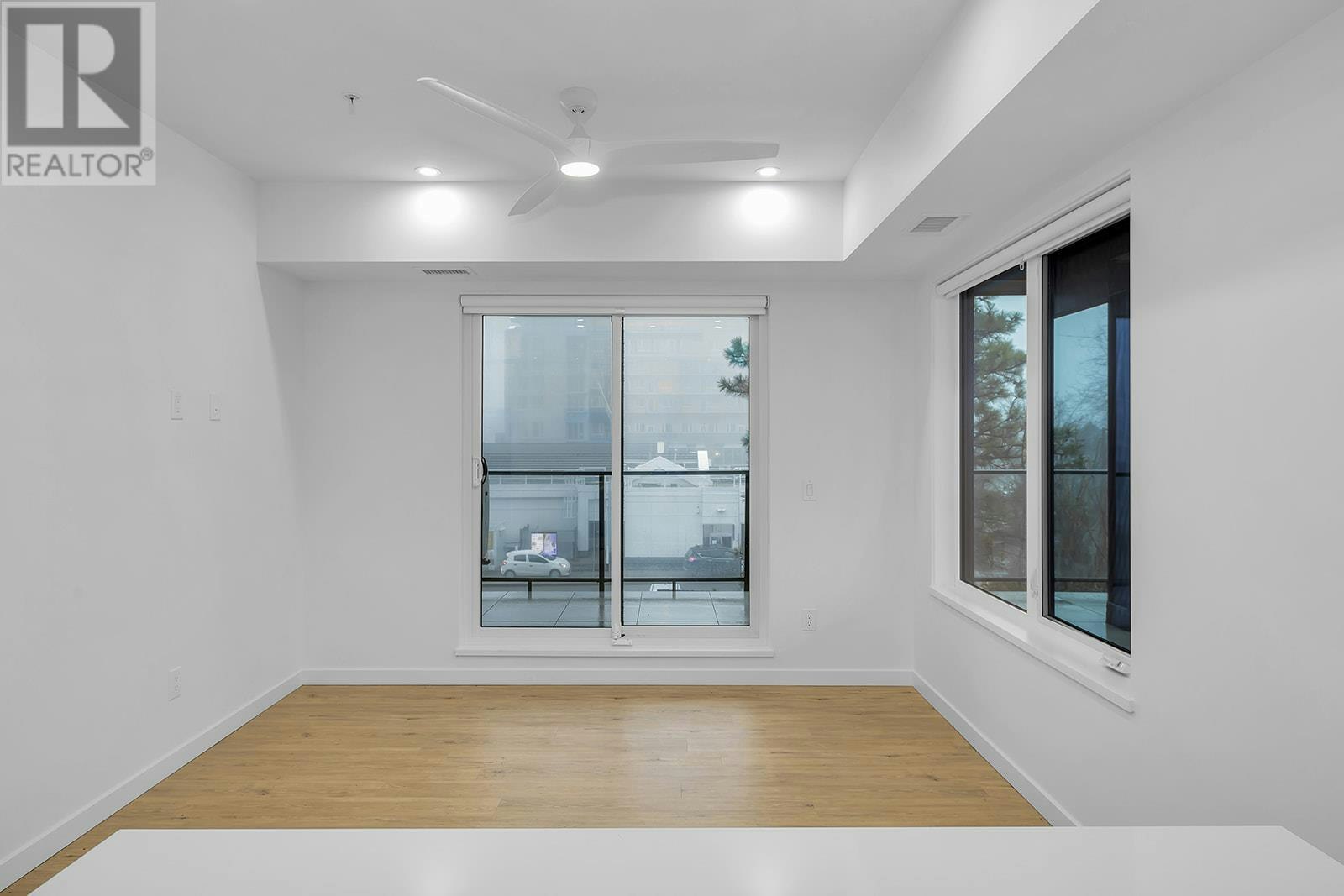 302-417 Cedar Avenue, Kelowna, BC, V1Y 4X2 - 12