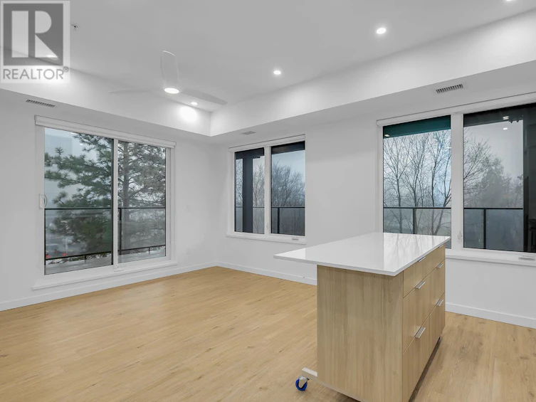 302-417 Cedar Avenue, Kelowna, BC, V1Y 4X2 - 5