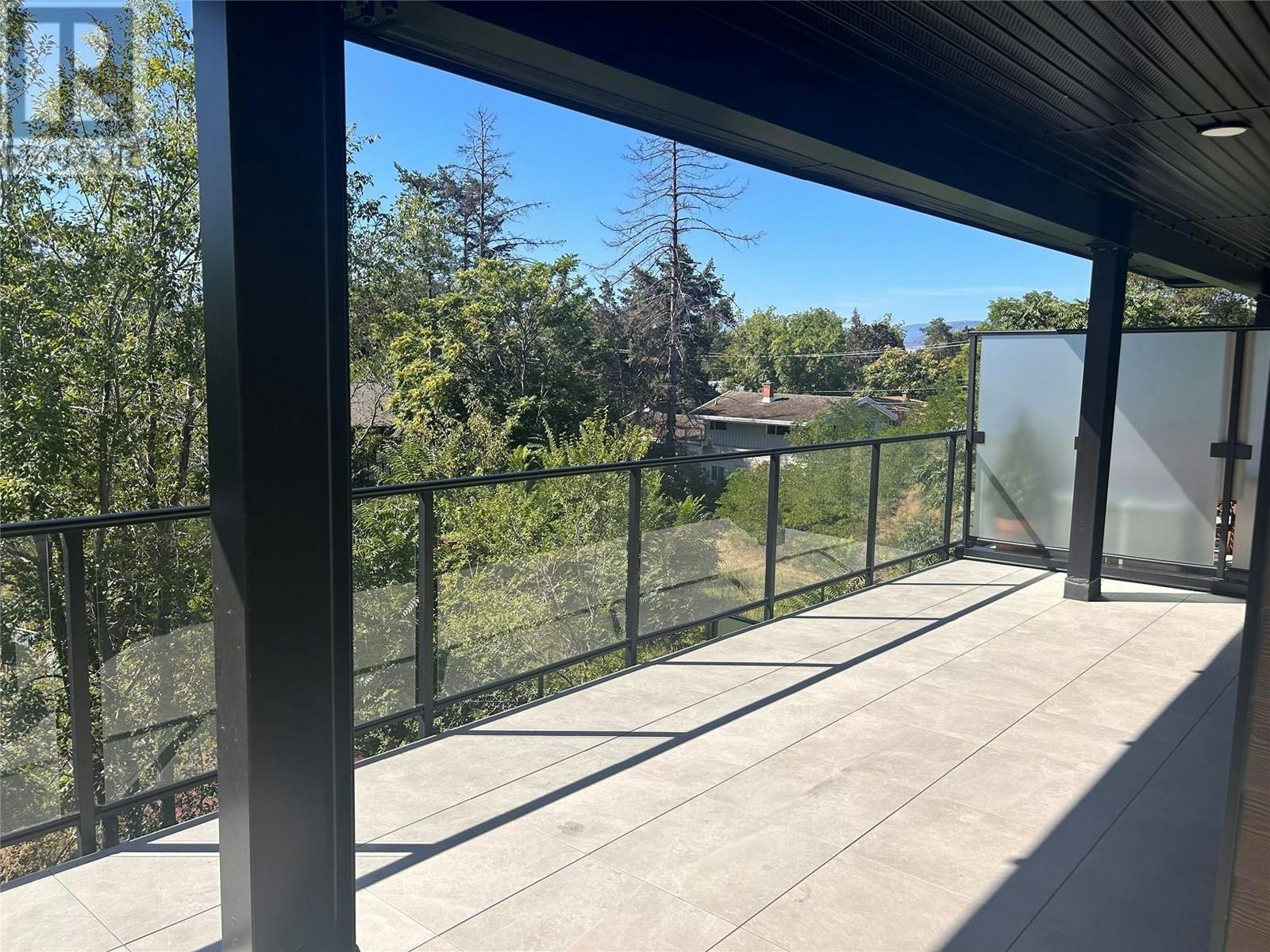 302-417 Cedar Avenue, Kelowna, BC, V1Y 4X2 - 28
