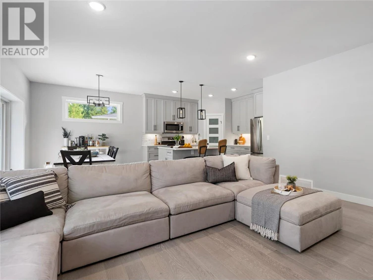 2529 Valley Place, Blind Bay, BC, V0E 1H2 - 5