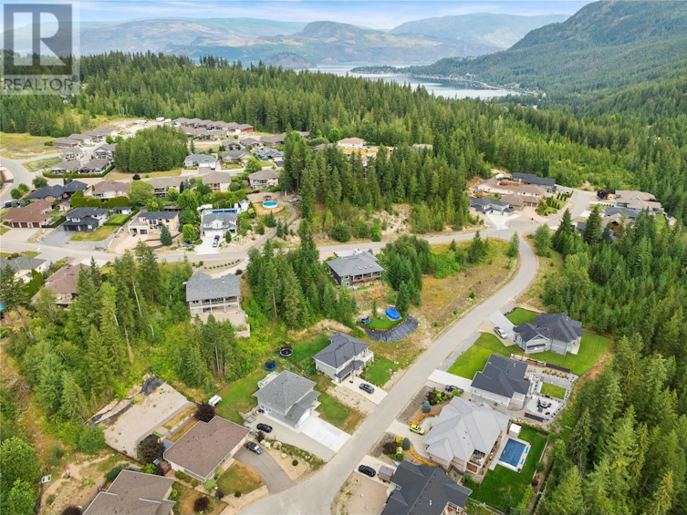 2529 Valley Place, Blind Bay, BC, V0E 1H2 - 55