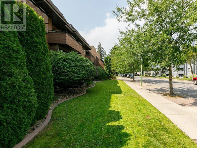 103-983 Bernard Avenue, Kelowna, BC, V1Y 6P7