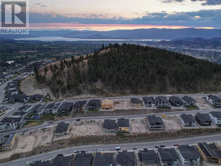 923 Melrose Street, Kelowna, BC, V1P 0A8 - 58