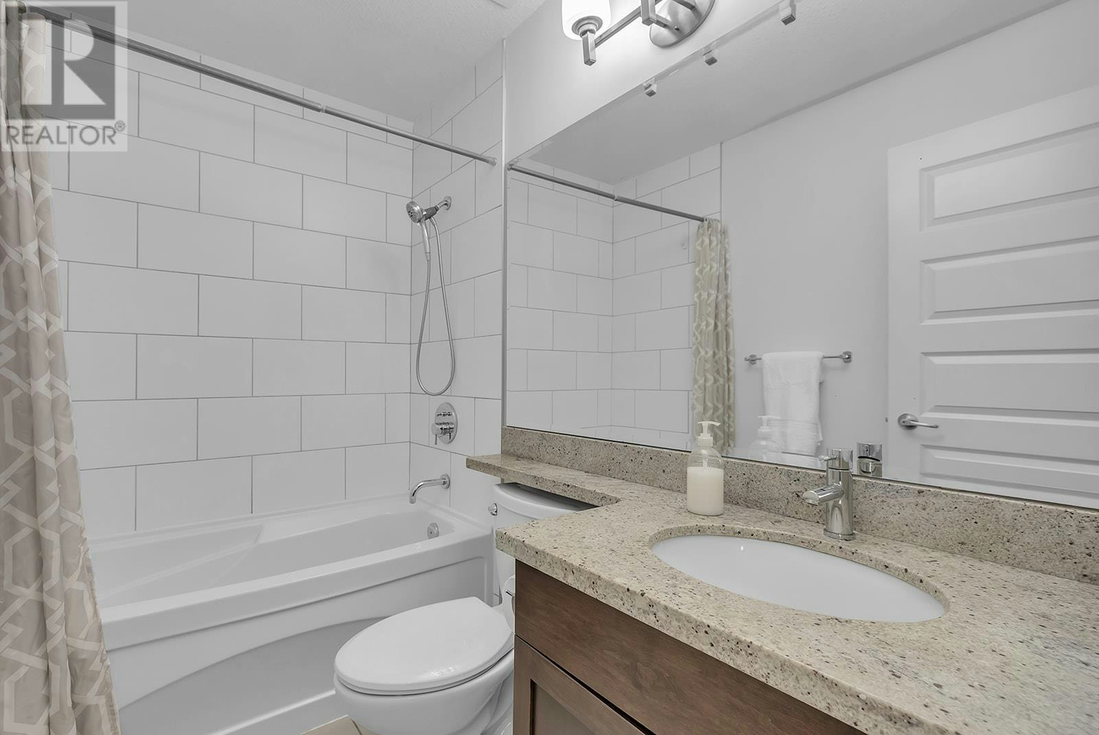 19-3416 Scott Road, Kelowna, BC, V1W 3H3 - 23