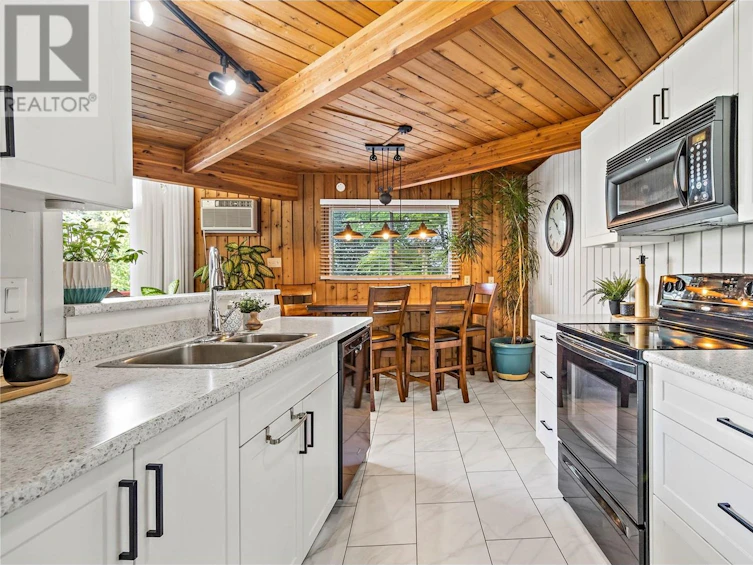 2197 Lakeview Drive, Blind Bay, BC, V0E 2W2 - 11