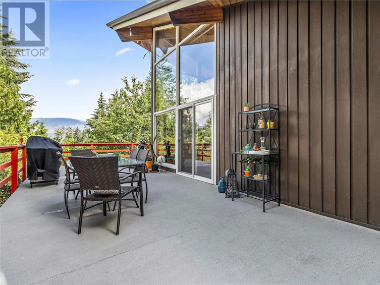 2197 Lakeview Drive, Blind Bay, BC, V0E 2W2 - 14