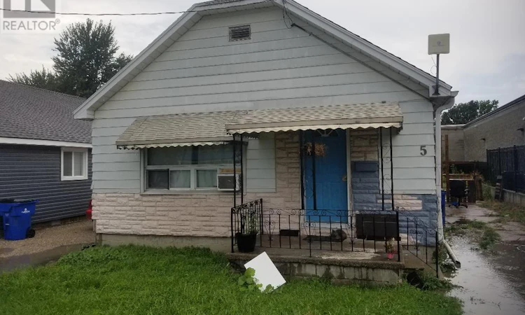 5 Arnold Street