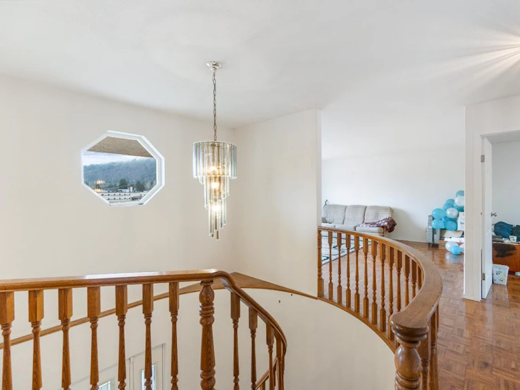 677 6th Street Street, Castlegar, BC, V1N 3Y6 - 24