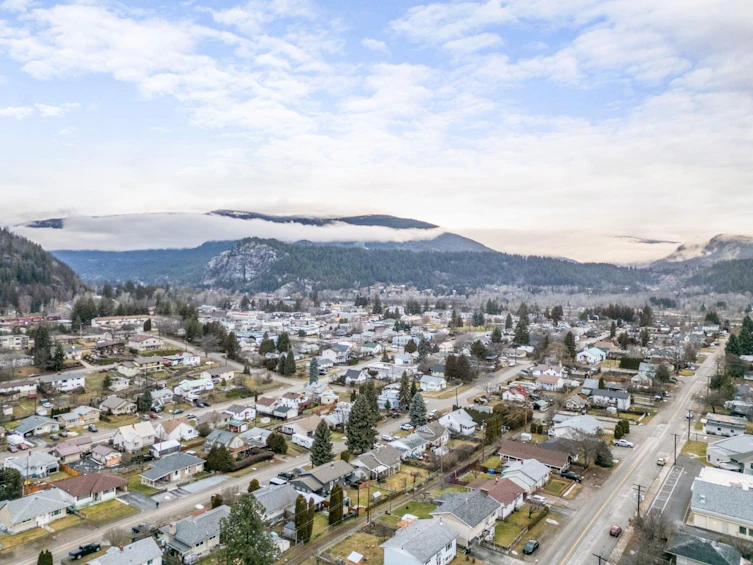 677 6th Street Street, Castlegar, BC, V1N 3Y6 - 46