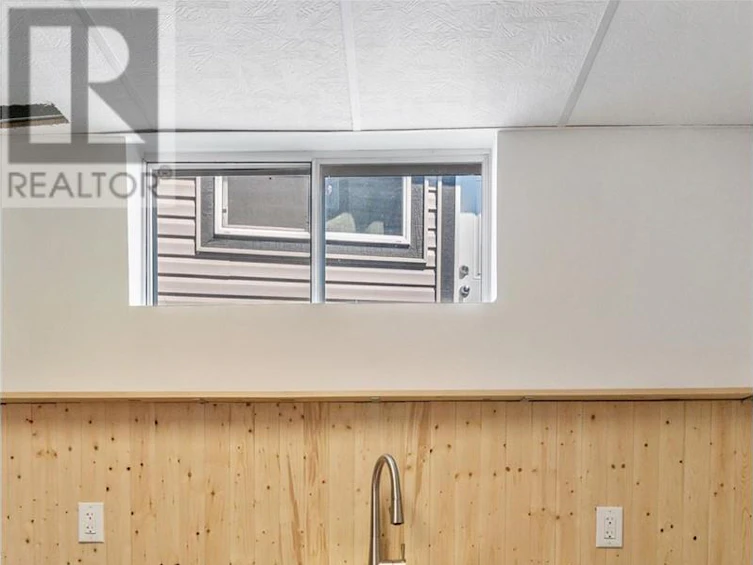 3820 North Naramata Road, Naramata, BC, V0H 1N1 - 20