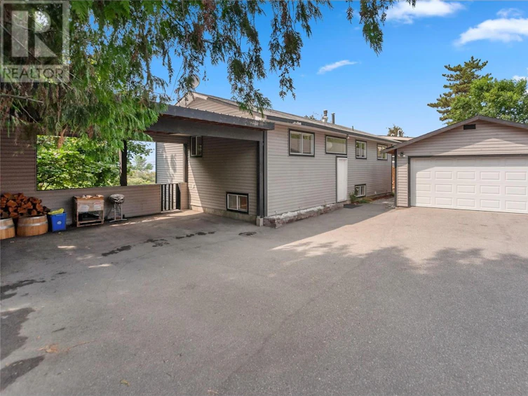 3820 North Naramata Road, Naramata, BC, V0H 1N1 - 30