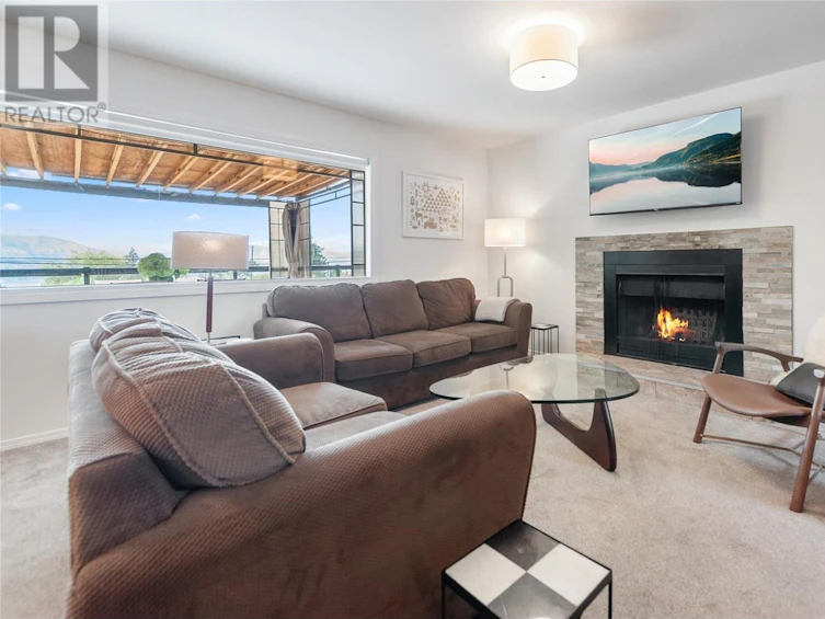 3820 North Naramata Road, Naramata, BC, V0H 1N1 - 4