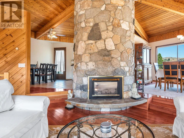 2100 40th Street, Vernon, BC, V1T 7P1 - 4