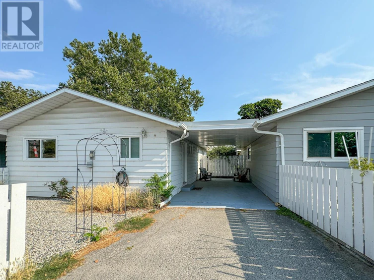 4--624 Young Street, Penticton, BC, V2A 5T2