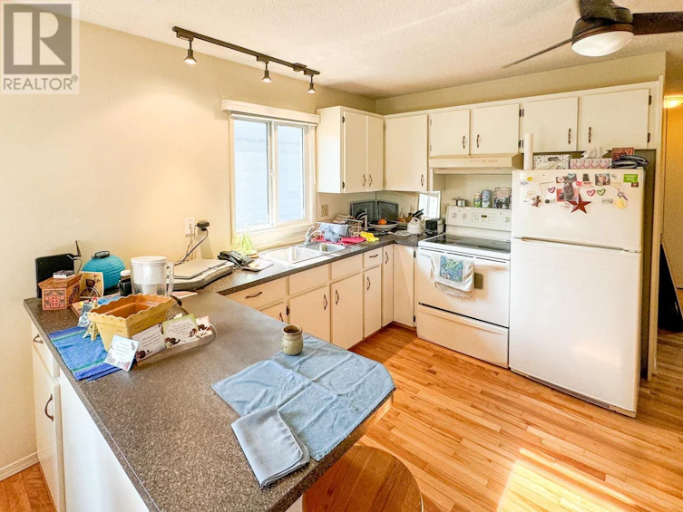 4--624 Young Street, Penticton, BC, V2A 5T2 - 8