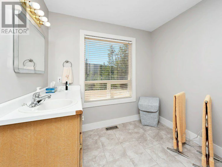 145 Jellicoe Road, Princeton, BC, V0X 1W0 - 27
