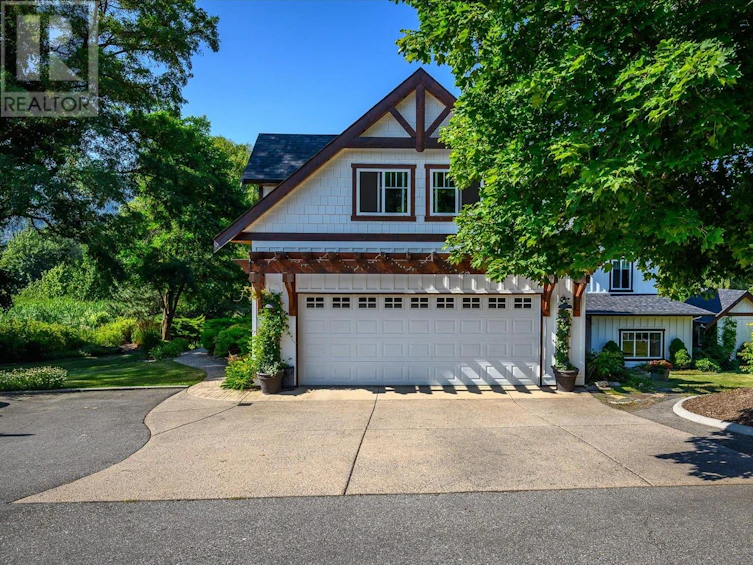 8506 Aberdeen Road, Coldstream, BC, V1B 2J6 - 2