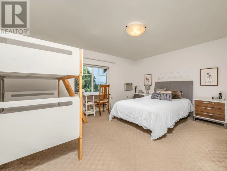 8506 Aberdeen Road, Coldstream, BC, V1B 2J6 - 37