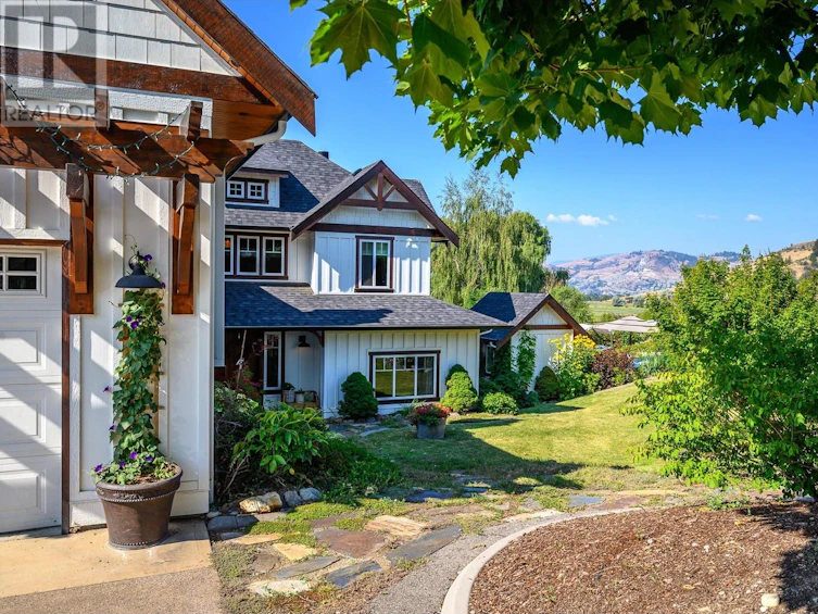8506 Aberdeen Road, Coldstream, BC, V1B 2J6 - 4