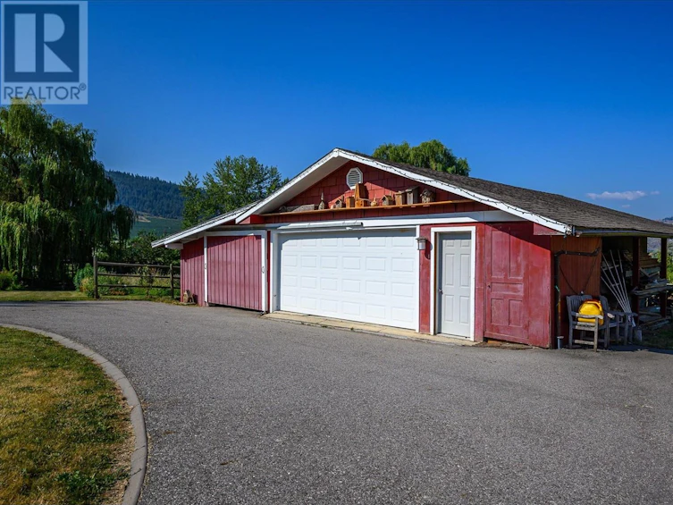 8506 Aberdeen Road, Coldstream, BC, V1B 2J6 - 48