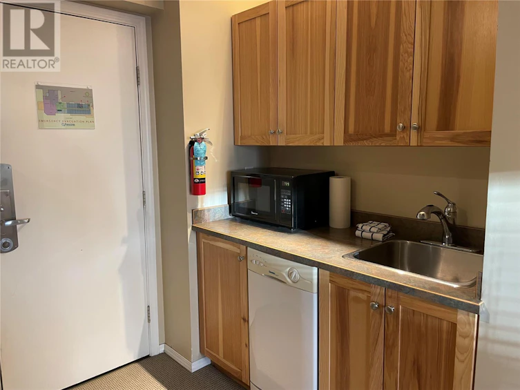 207-148 Silver Lode Lane, Silver Star, BC, V1B 3M1 - 8