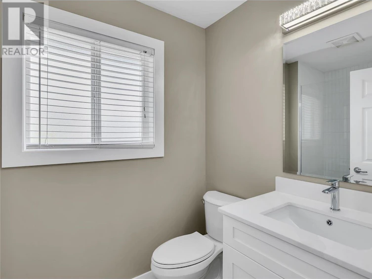360 South Rio Drive, Kelowna, BC, V1V 2B1 - 33