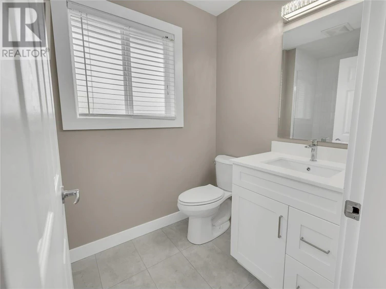 360 South Rio Drive, Kelowna, BC, V1V 2B1 - 35