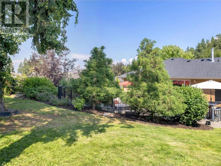 360 South Rio Drive, Kelowna, BC, V1V 2B1 - 8
