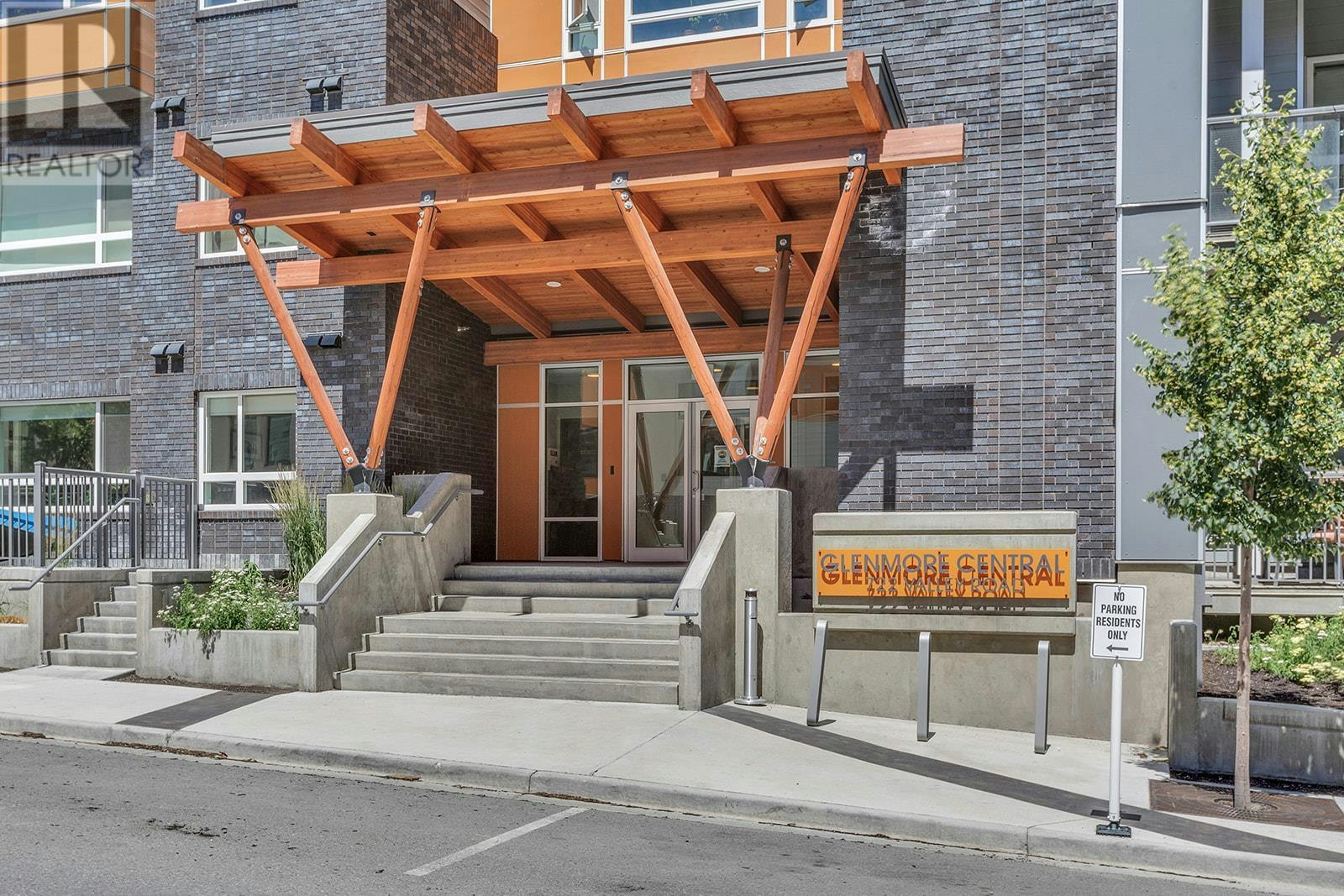 516-722 Valley Road, Kelowna, BC, V1V 0E2