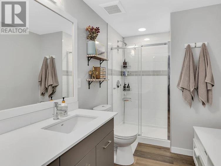 516-722 Valley Road, Kelowna, BC, V1V 0E2 - 18