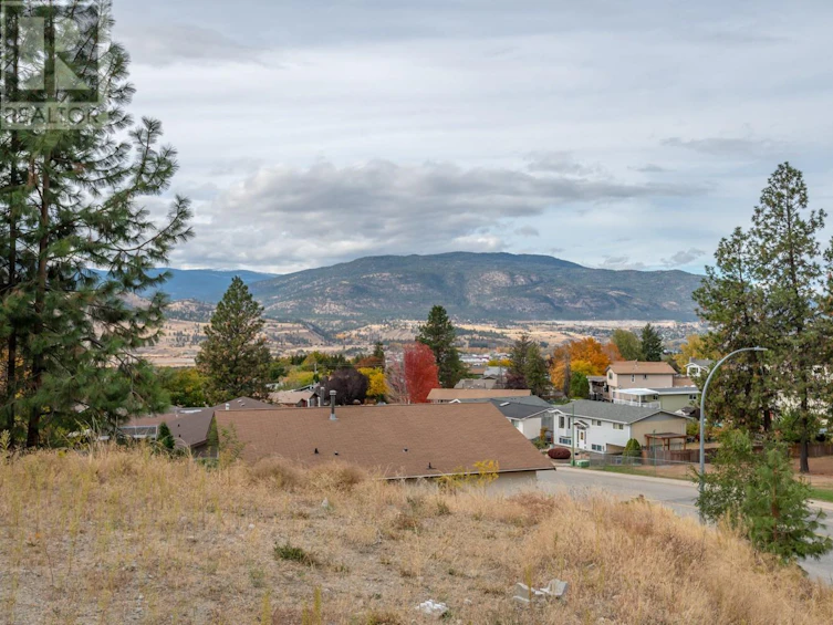 604 Balsam Avenue, Penticton, BC, V2A 0B5 - 14