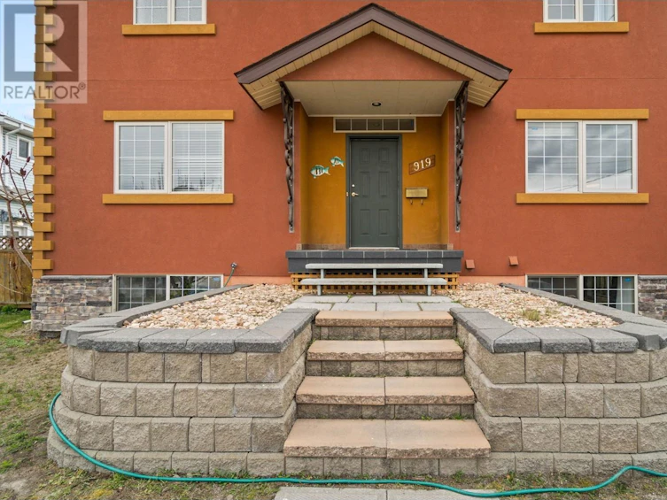 919 Dominion Street, Kamloops, BC, V2C 2Y3 - 43