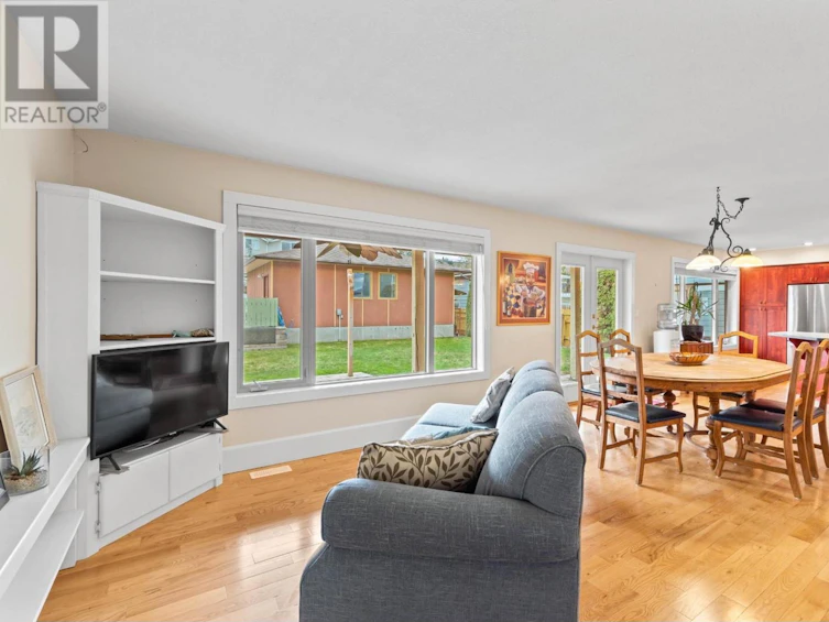 919 Dominion Street, Kamloops, BC, V2C 2Y3 - 7