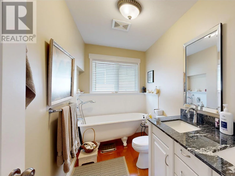6329 Mulligan Drive, 100 Mile House, BC, V0K 2E3 - 24
