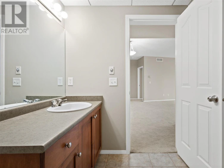 2305-3178 Via Centrale, Kelowna, BC, V1V 2T3 - 23