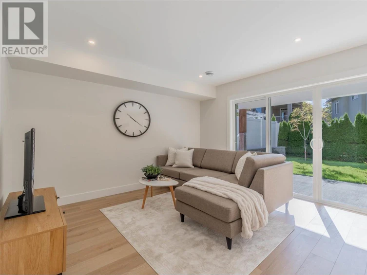 319 Chardonnay Avenue, Oliver, BC, V0H 1T4 - 13