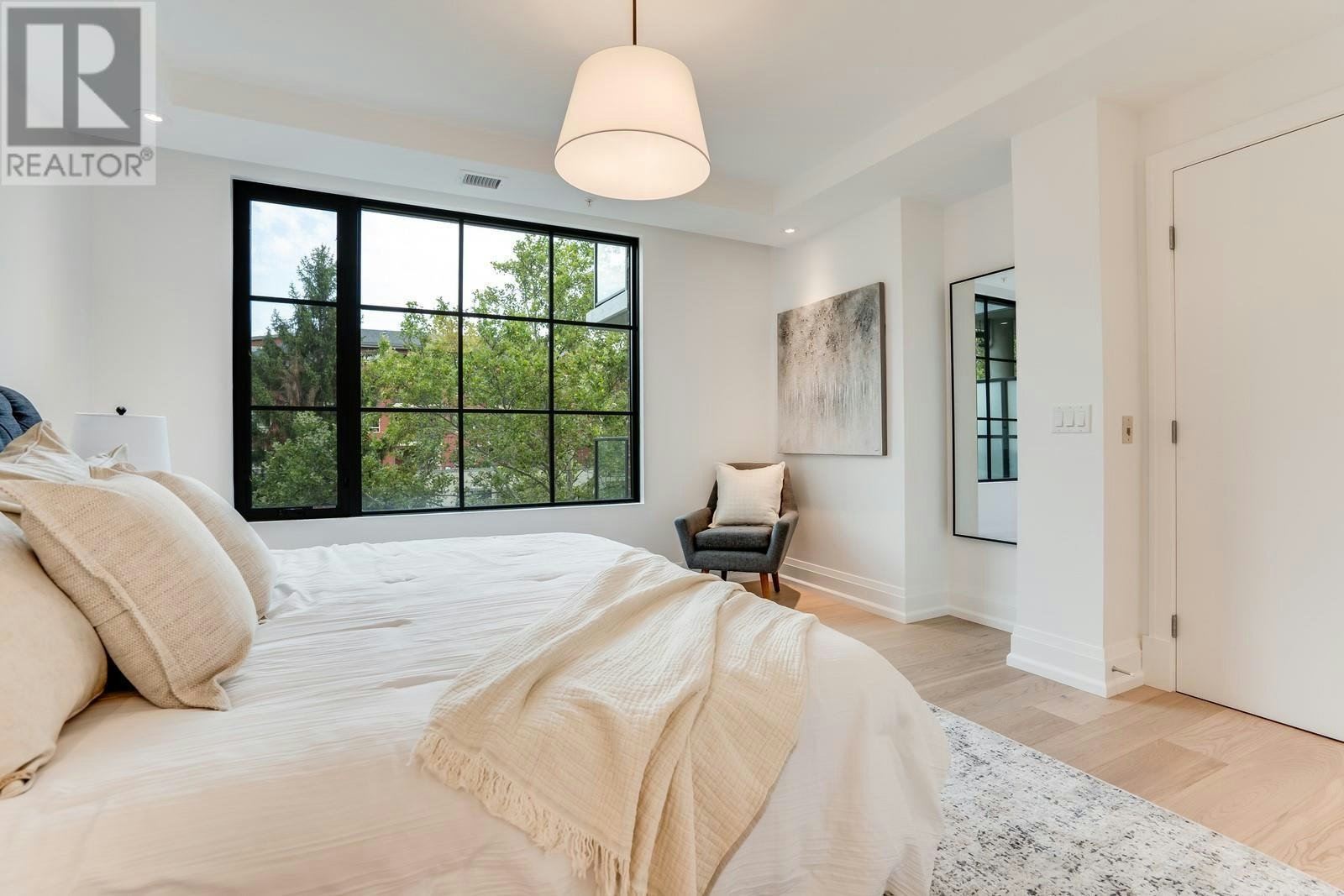 302-450 Groves Avenue, Kelowna, BC, V1Y 4Y5 - 14
