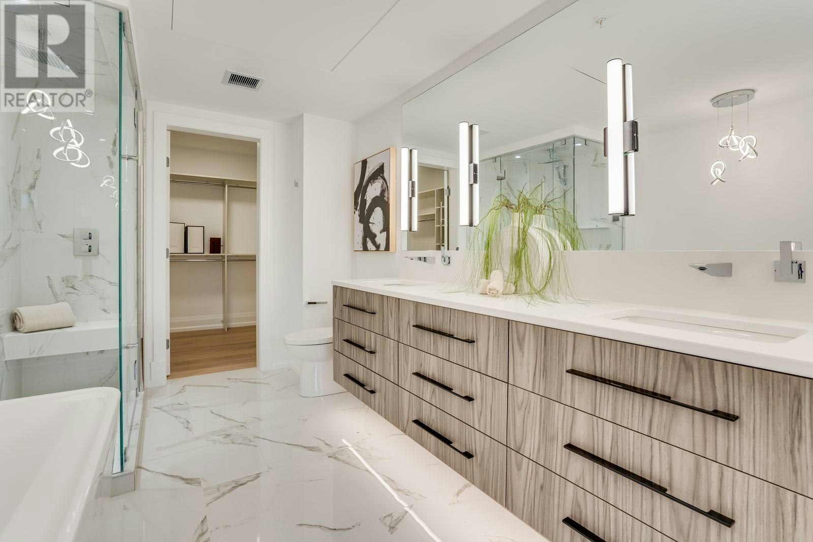 302-450 Groves Avenue, Kelowna, BC, V1Y 4Y5 - 16