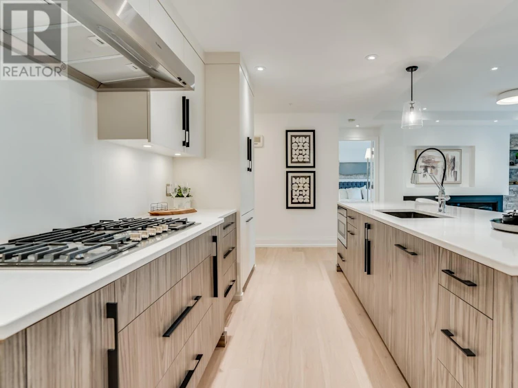 302-450 Groves Avenue, Kelowna, BC, V1Y 4Y5 - 8