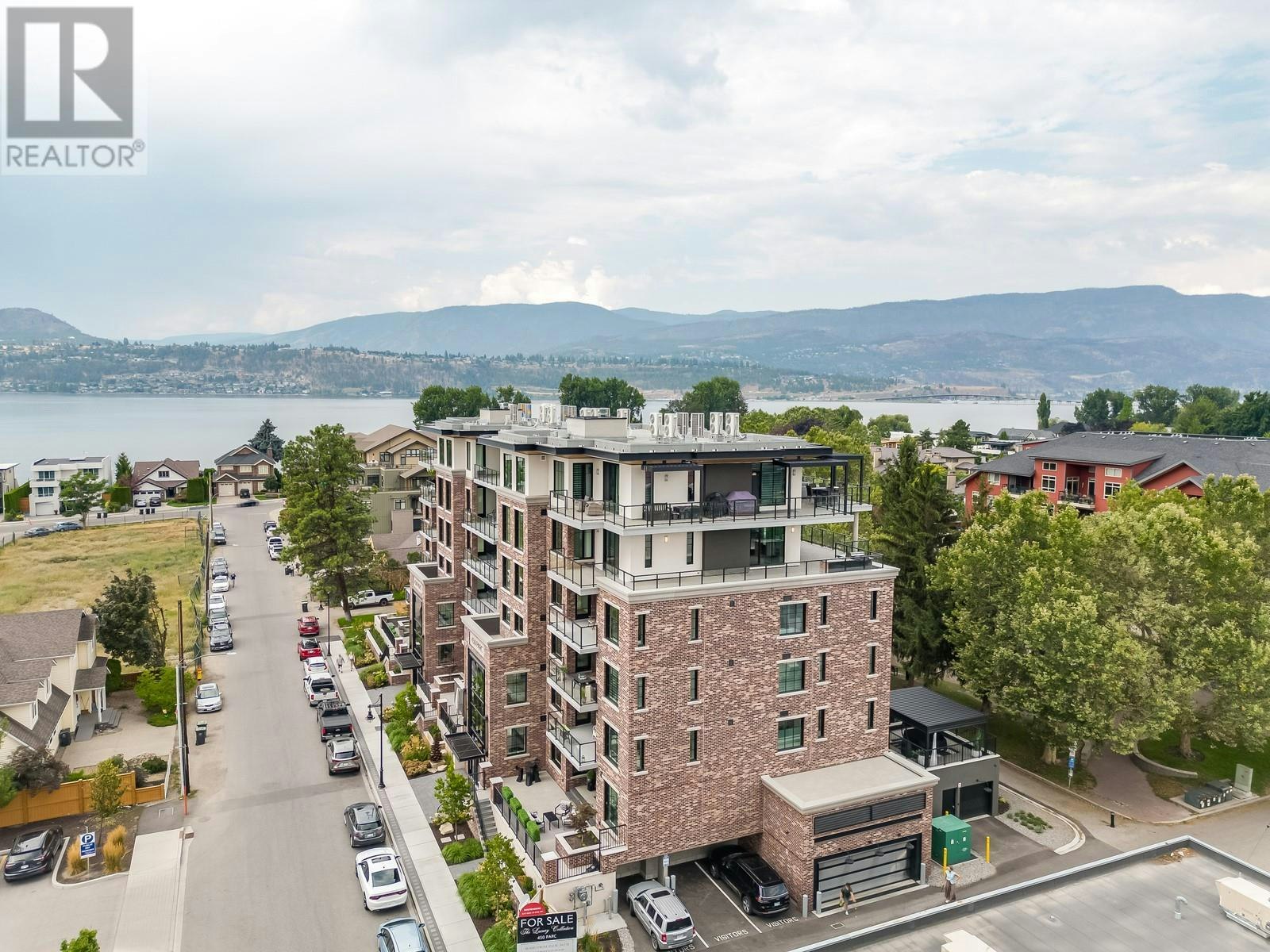 302-450 Groves Avenue, Kelowna, BC, V1Y 4Y5 - 2