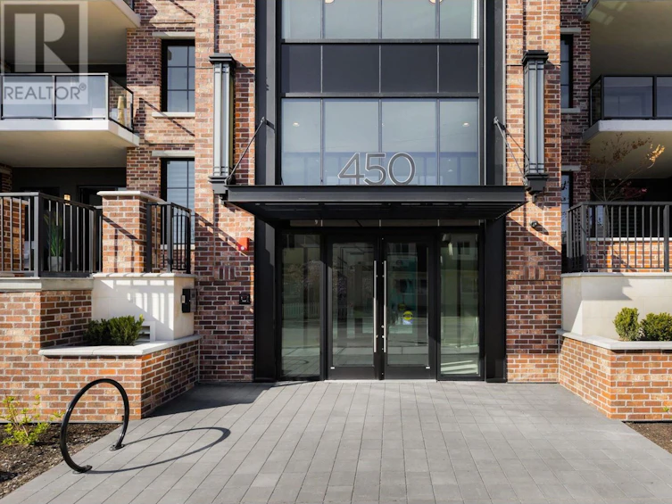 601-450 Groves Avenue, Kelowna, BC, V1Y 4Y5