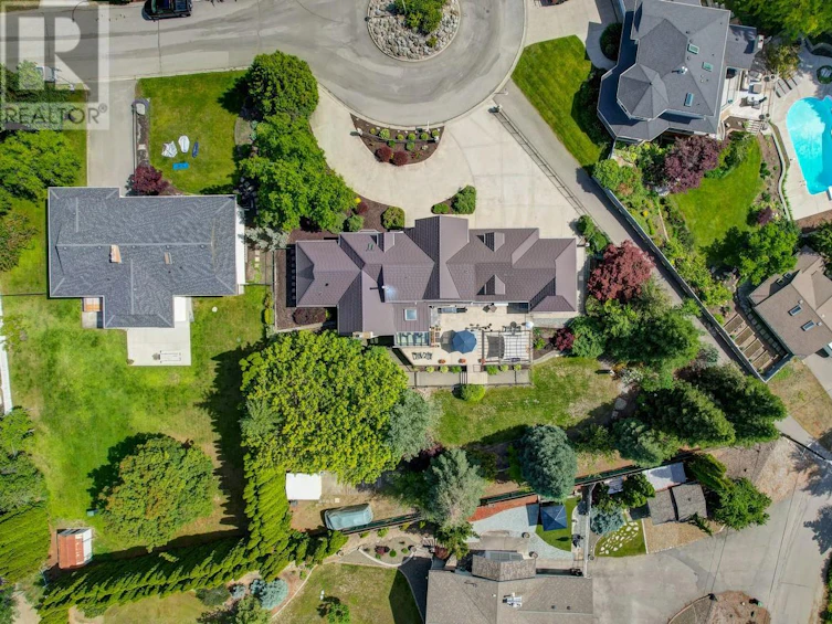2560 Alberta Court, Kelowna, BC, V1W 2X8 - 66