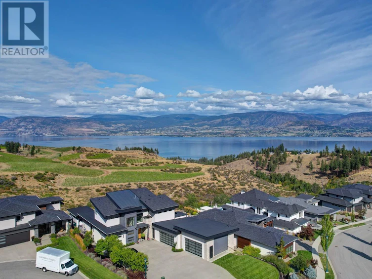 5678 Mountainside Court, Kelowna, BC, V1W 5L5 - 56