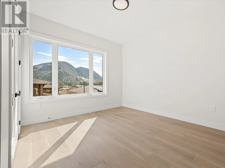 879 Loseth Drive, Kelowna, BC, V1P 0A8 - 35