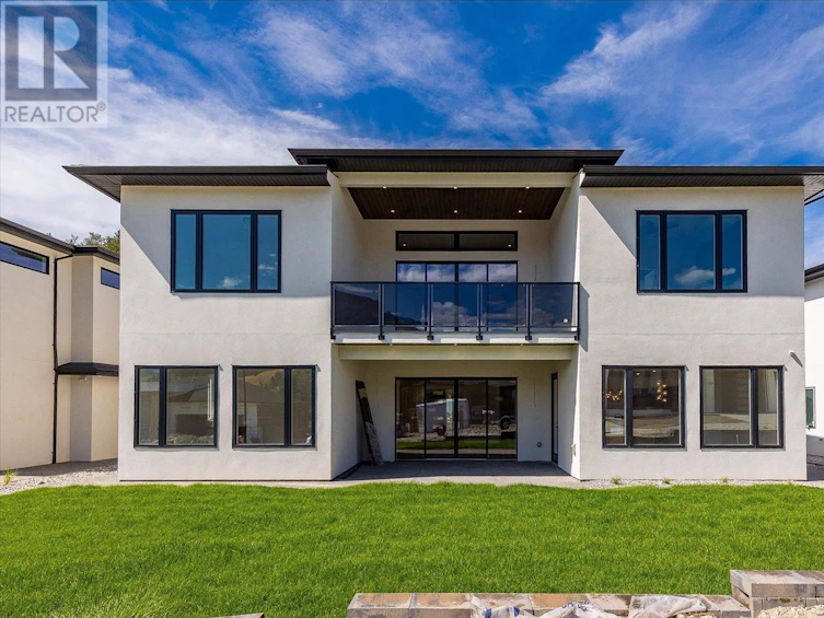 879 Loseth Drive, Kelowna, BC, V1P 0A8 - 47