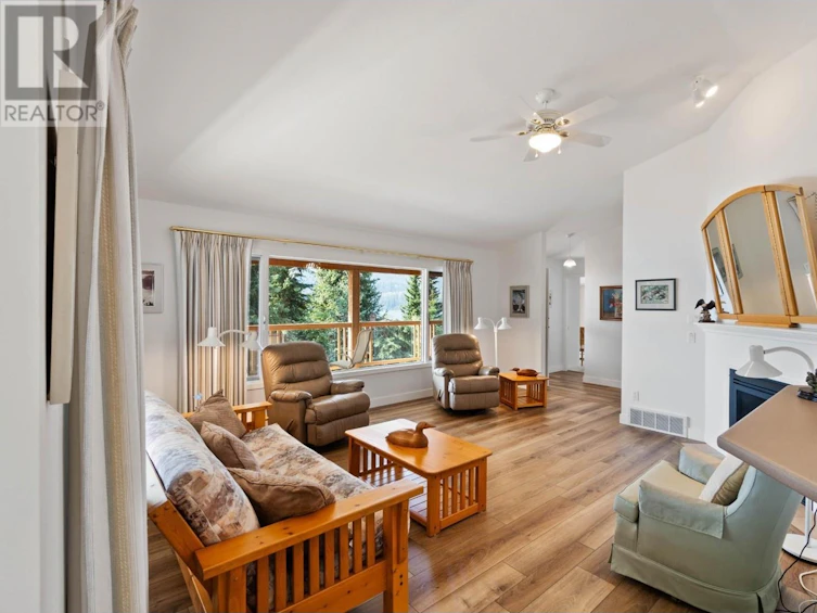 8636 Boultbee Road, Bridge Lake, BC, V0K 1X2 - 2