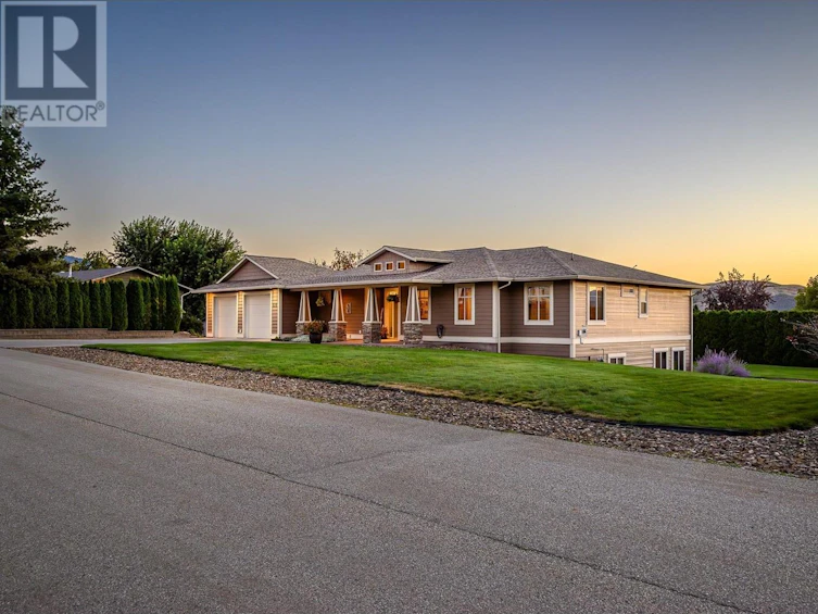 520 Crestview Drive, Coldstream, BC, V1B 2X6 - 3
