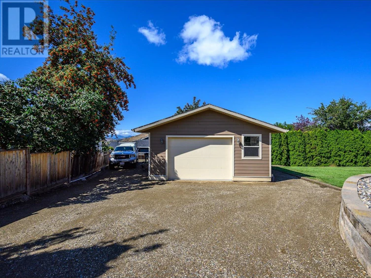 520 Crestview Drive, Coldstream, BC, V1B 2X6 - 43